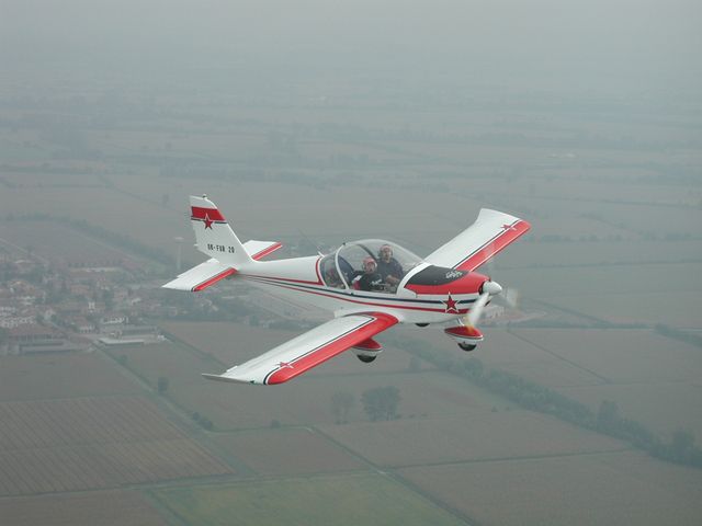 https://www.baialupo.com/gallery/2003-04-ok-fur-20/res1450.jpg