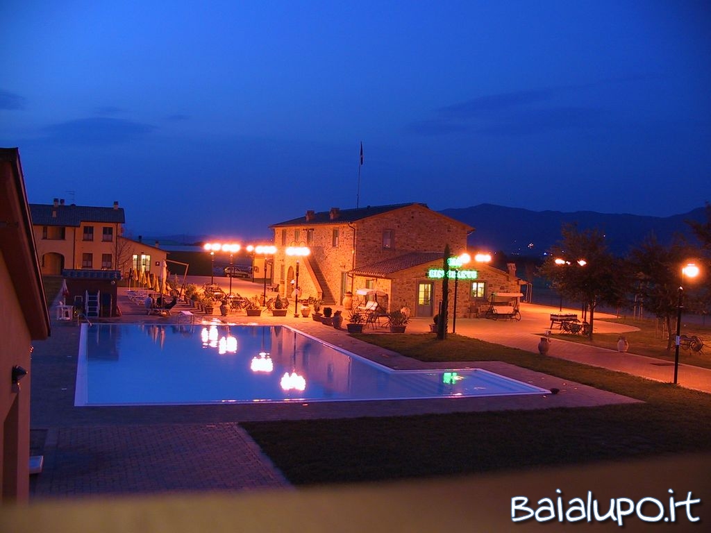 https://www.baialupo.com/gallery/2003-08-zingarata/res63637.jpg