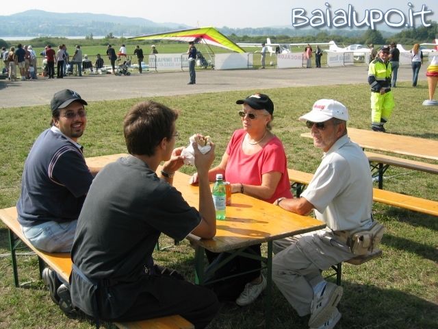 https://www.baialupo.com/gallery/2003-09-calcinate/res56029.jpg