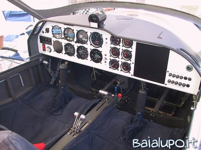 https://www.baialupo.com/gallery/2003-09-calcinate/res56039.jpg