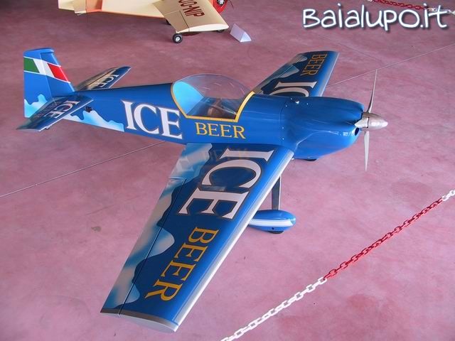 https://www.baialupo.com/gallery/2003-09-calcinate/res56040.jpg