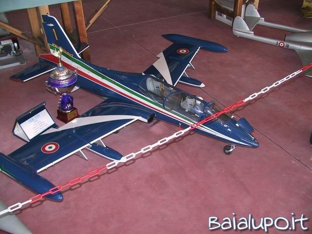 https://www.baialupo.com/gallery/2003-09-calcinate/res56043.jpg