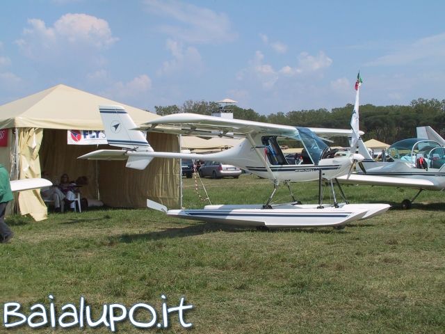 https://www.baialupo.com/gallery/2004-04-meeting-di-primavera/res51345.jpg