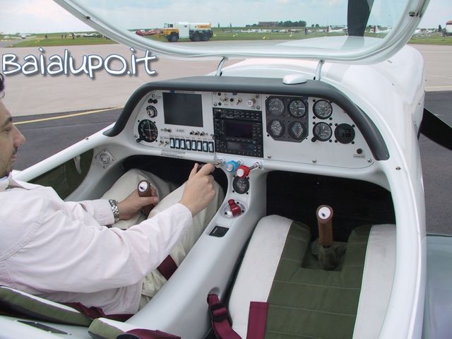 https://www.baialupo.com/gallery/2004-06-magdeburg/res23641.jpg