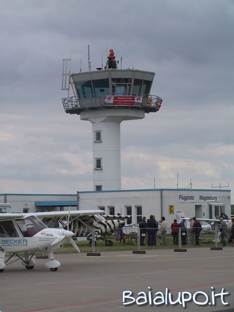 https://www.baialupo.com/gallery/2004-06-magdeburg/res23645.jpg