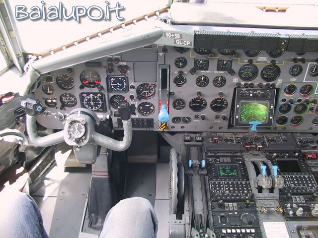 https://www.baialupo.com/gallery/2004-06-magdeburg/res23670.jpg