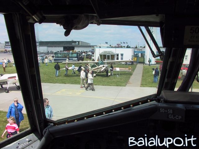 https://www.baialupo.com/gallery/2004-06-magdeburg/res23672.jpg