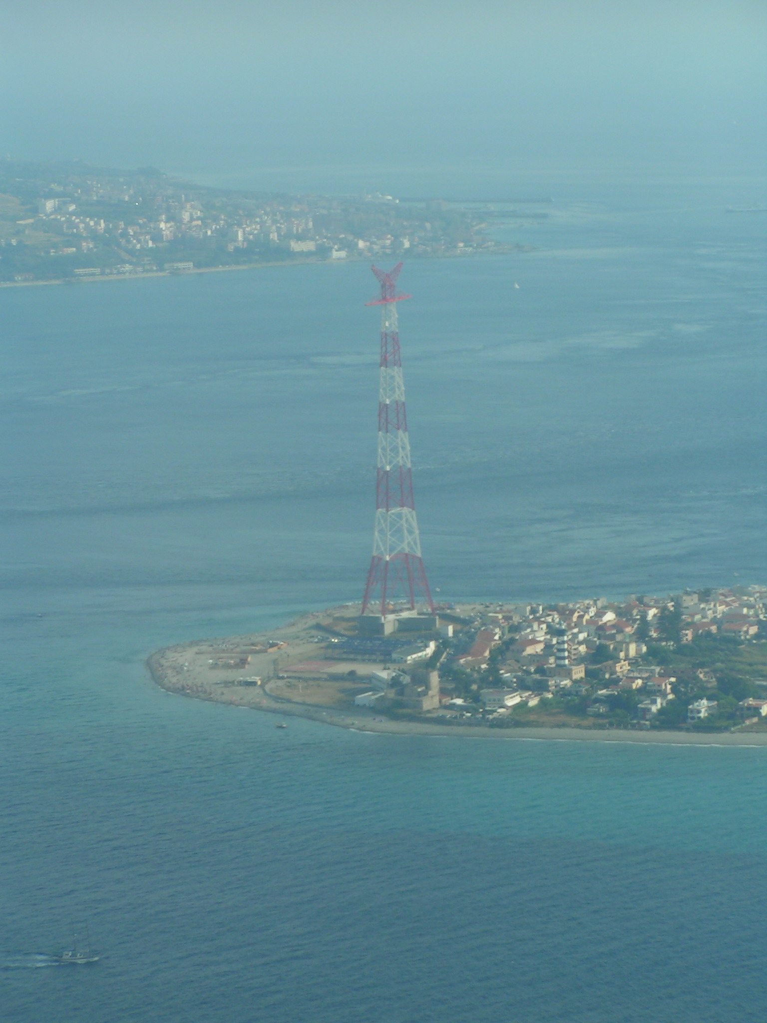https://www.baialupo.com/gallery/2004-08-cefalu/2004_07_31_18_00_12S.jpg