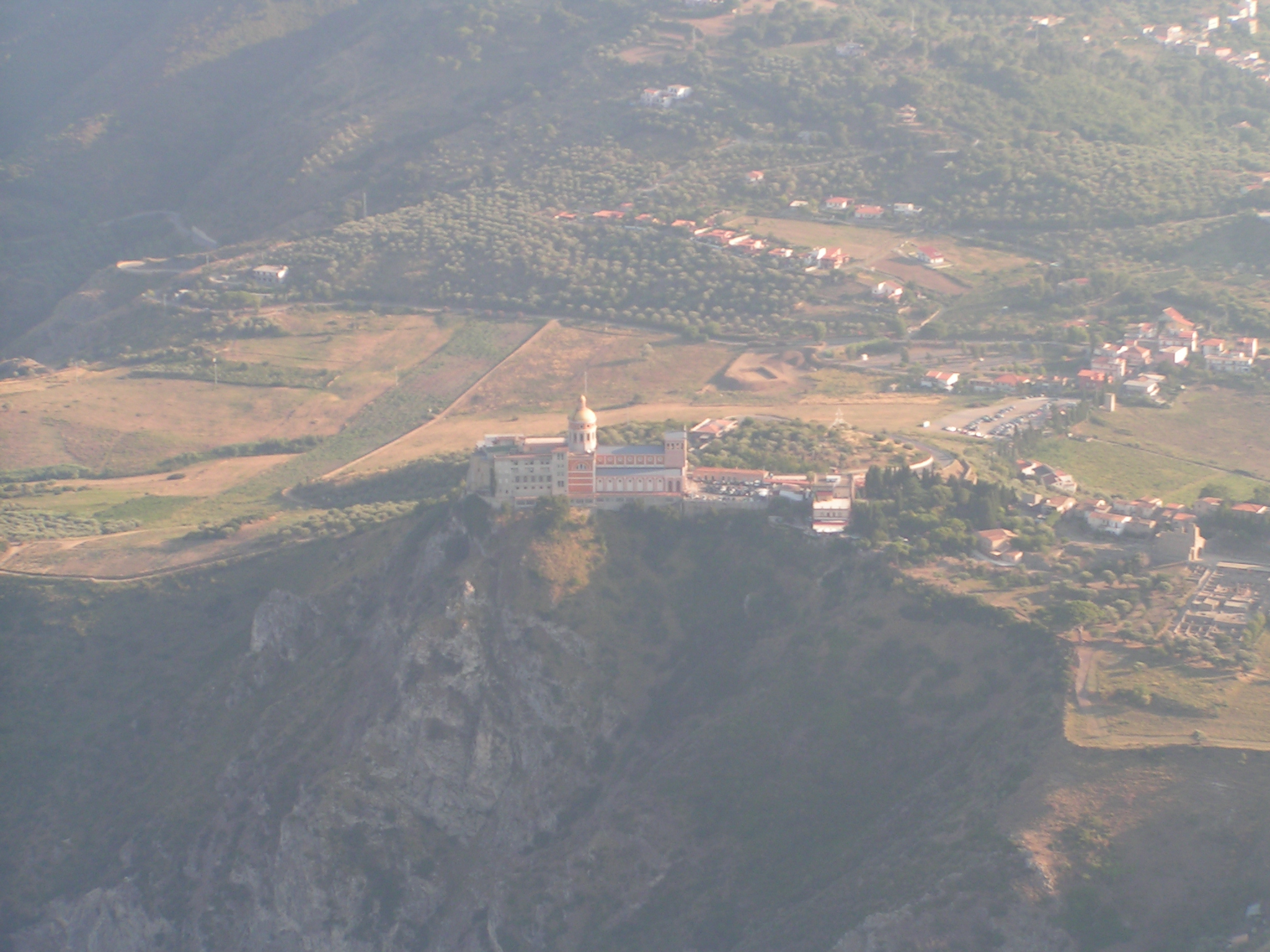 https://www.baialupo.com/gallery/2004-08-cefalu/2004_07_31_18_22_58S.jpg