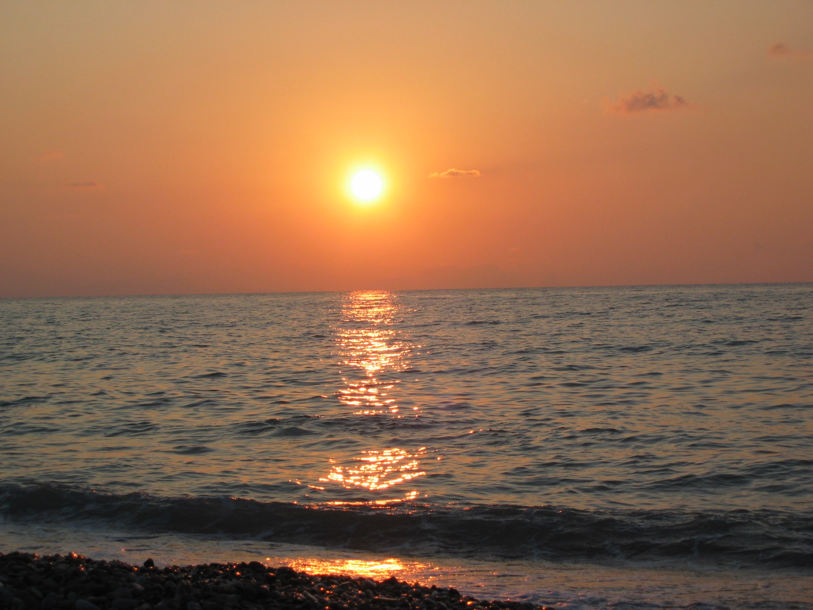 https://www.baialupo.com/gallery/2004-08-cefalu/2004_08_01_19_58_10P.jpg