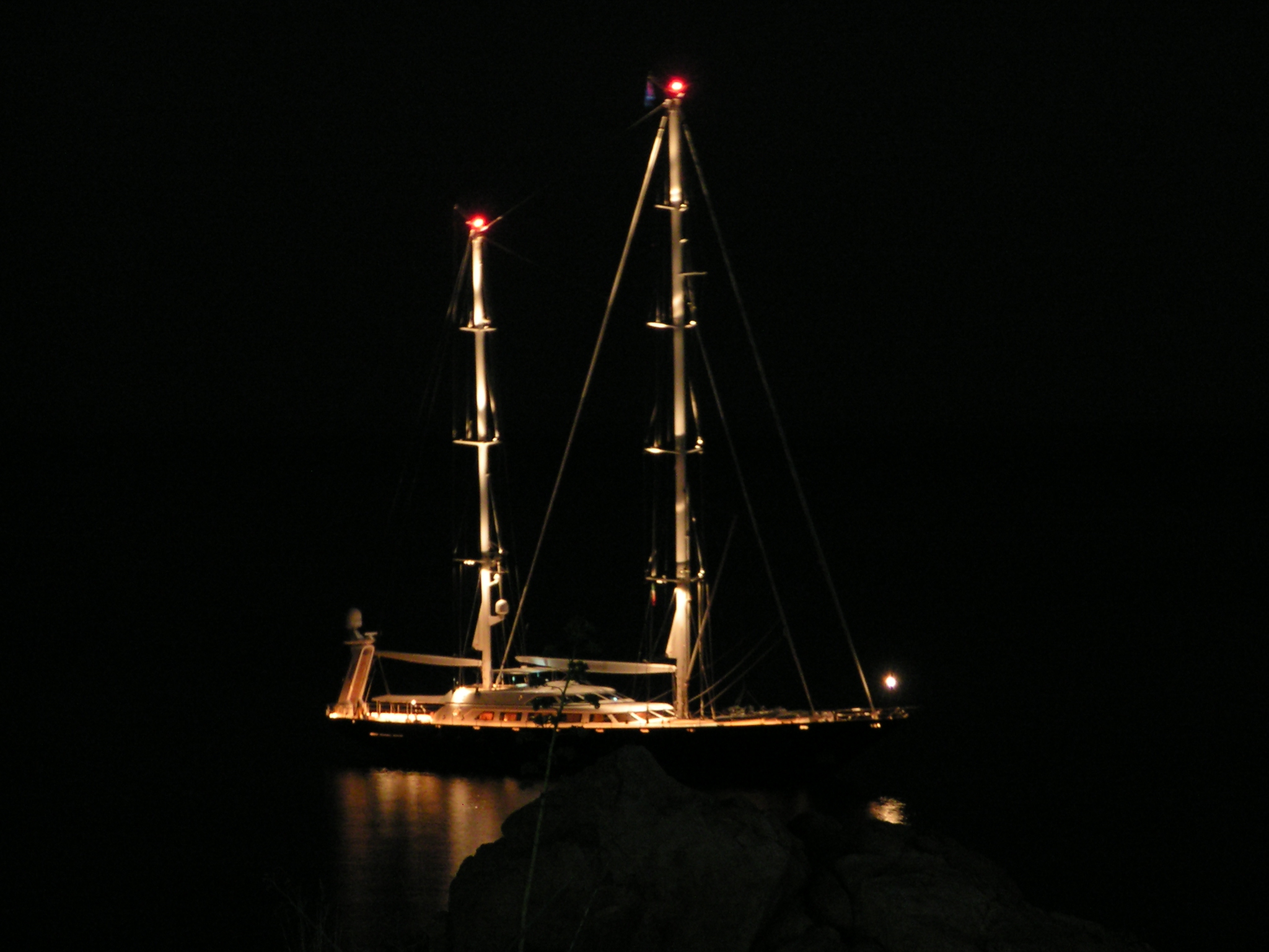 https://www.baialupo.com/gallery/2004-08-cefalu/2004_08_03_01_25_58S.jpg