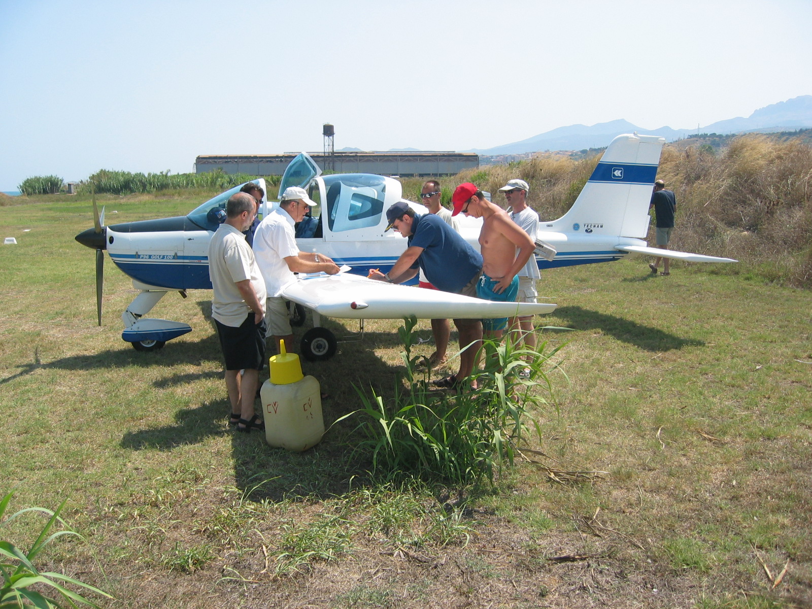 https://www.baialupo.com/gallery/2004-08-cefalu/2004_08_03_11_37_40P.jpg