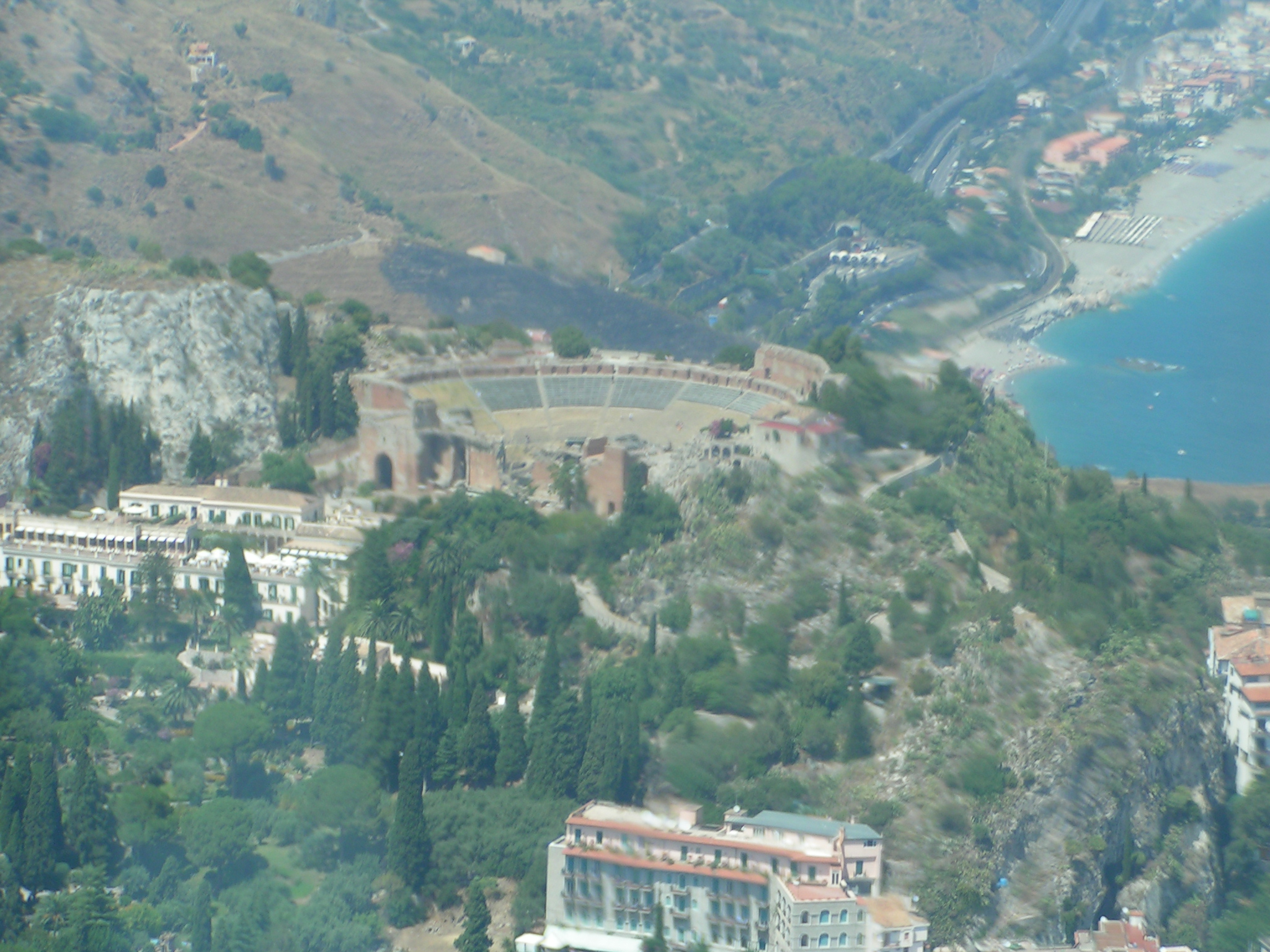 https://www.baialupo.com/gallery/2004-08-cefalu/2004_08_03_14_25_37S.jpg