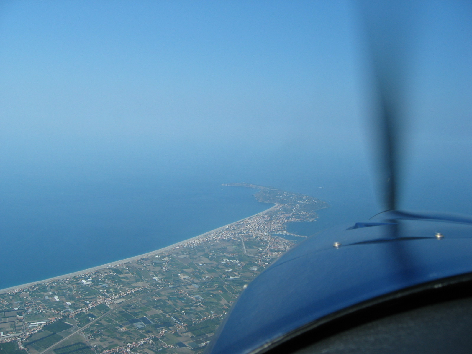 https://www.baialupo.com/gallery/2004-08-cefalu/2004_08_03_14_40_25P.jpg