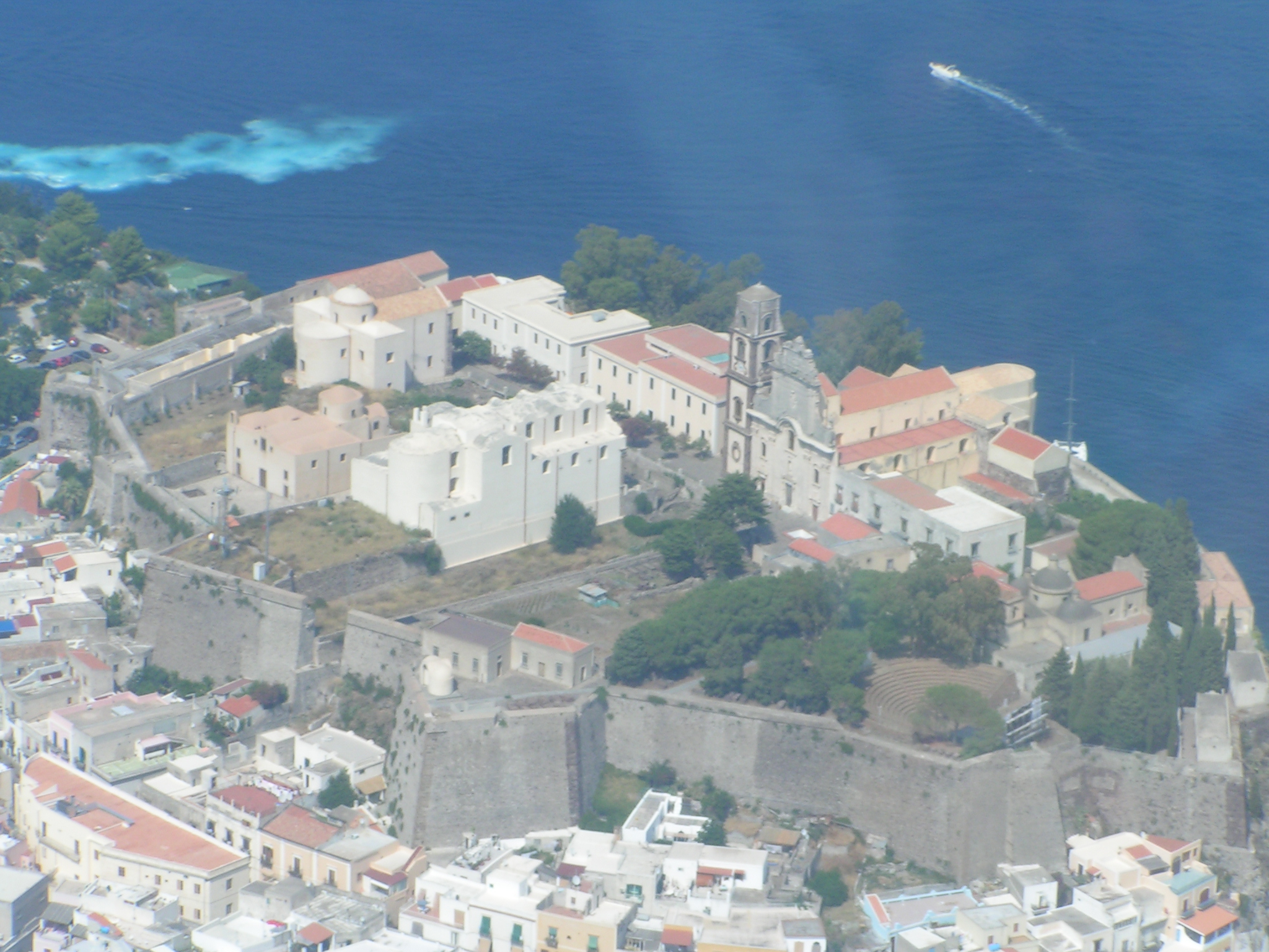 https://www.baialupo.com/gallery/2004-08-cefalu/2004_08_03_15_18_03S.jpg