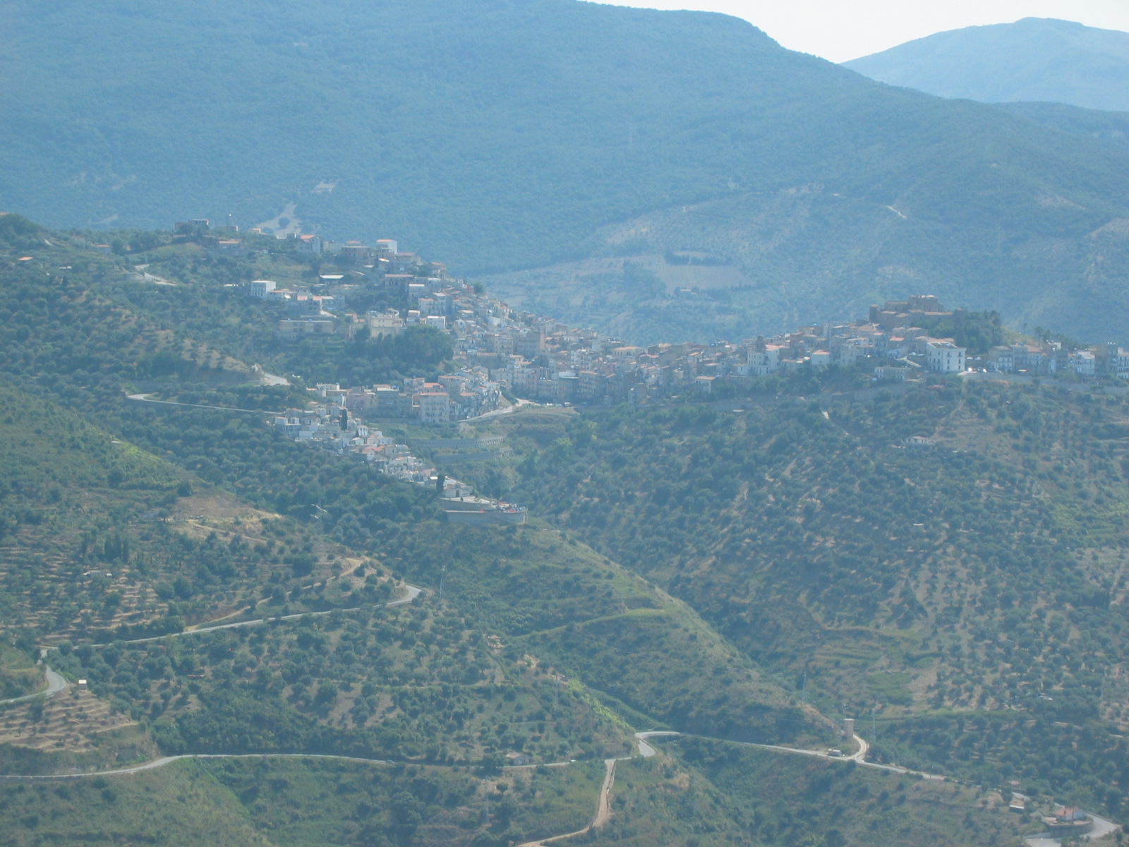 https://www.baialupo.com/gallery/2004-08-cefalu/2004_08_03_15_29_49P.jpg