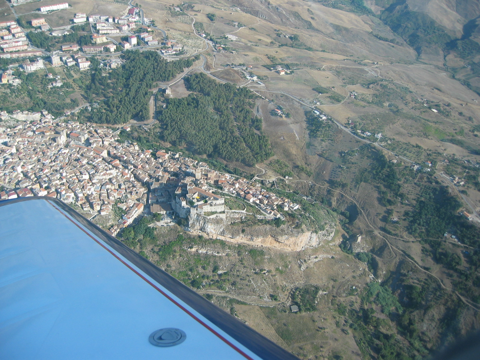 https://www.baialupo.com/gallery/2004-08-cefalu/2004_08_04_18_03_01P.jpg