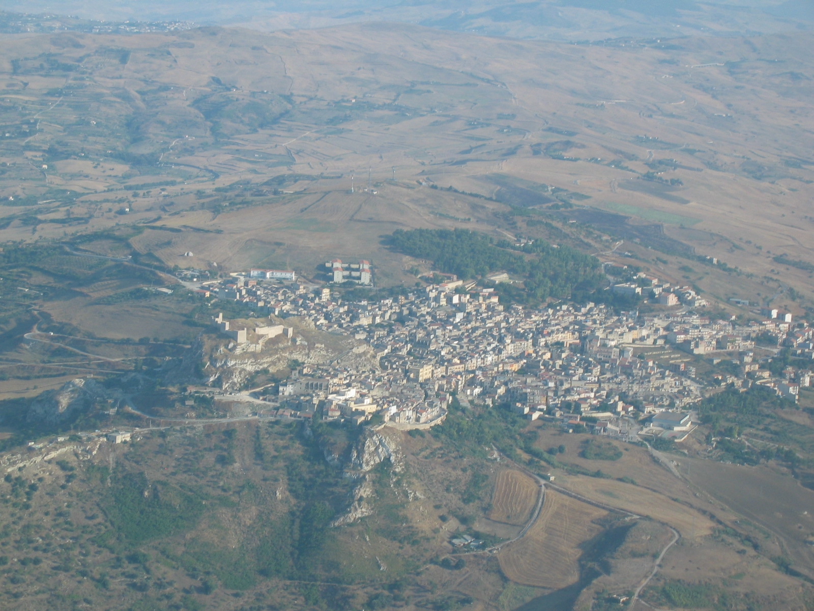 https://www.baialupo.com/gallery/2004-08-cefalu/2004_08_04_18_06_05P.jpg