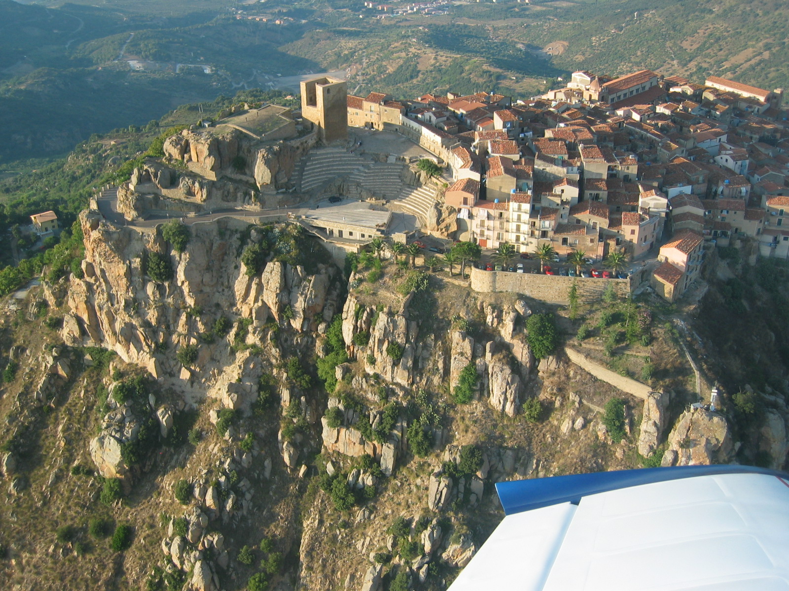 https://www.baialupo.com/gallery/2004-08-cefalu/2004_08_04_18_52_21P.jpg