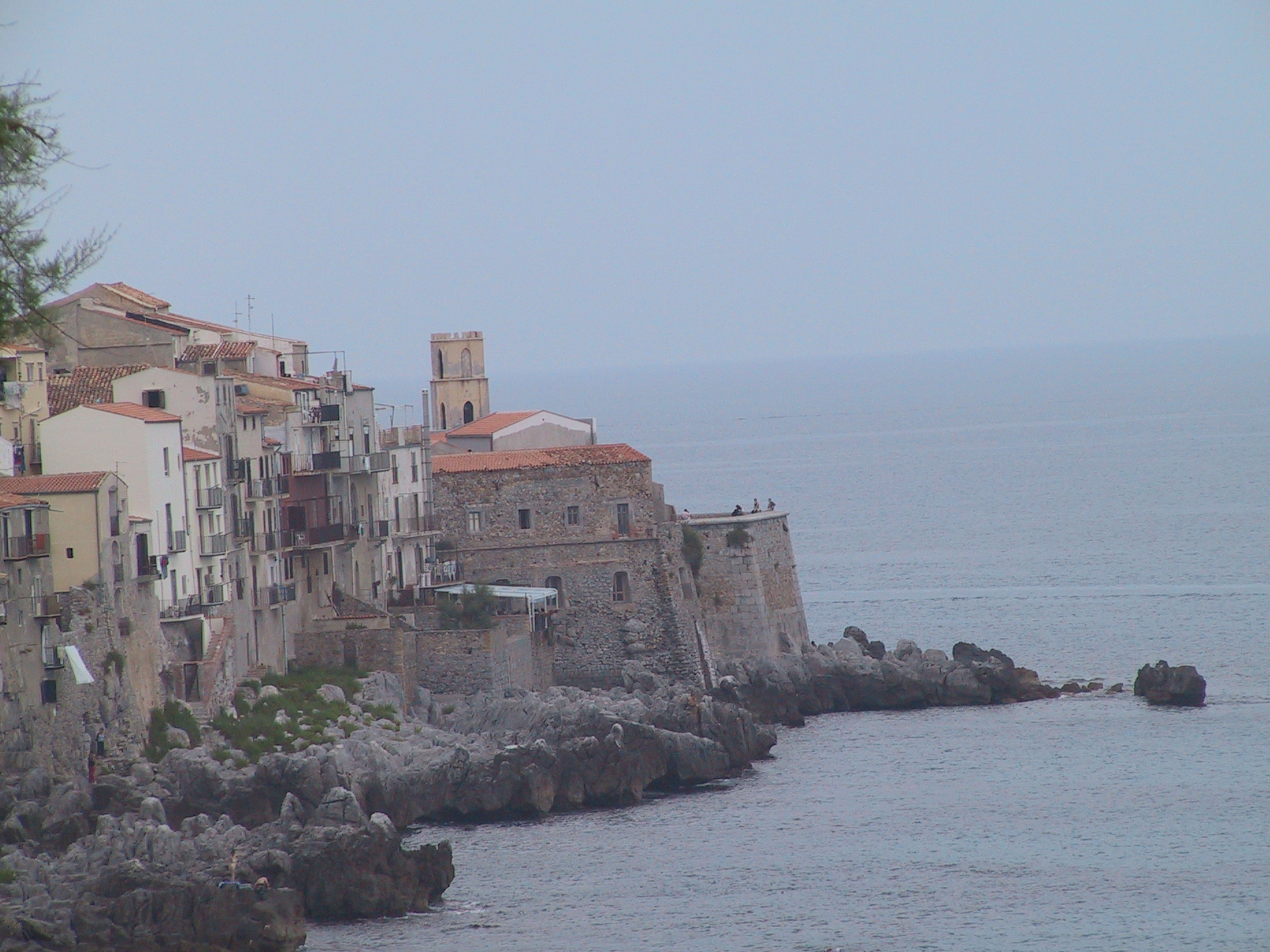 https://www.baialupo.com/gallery/2004-08-cefalu/2004_08_05_12_15_41I.jpg