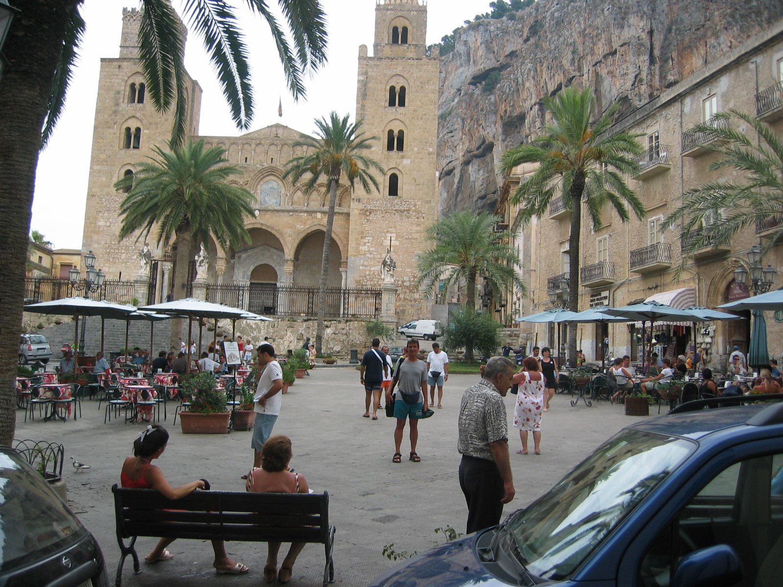 https://www.baialupo.com/gallery/2004-08-cefalu/2004_08_05_15_07_36P.jpg