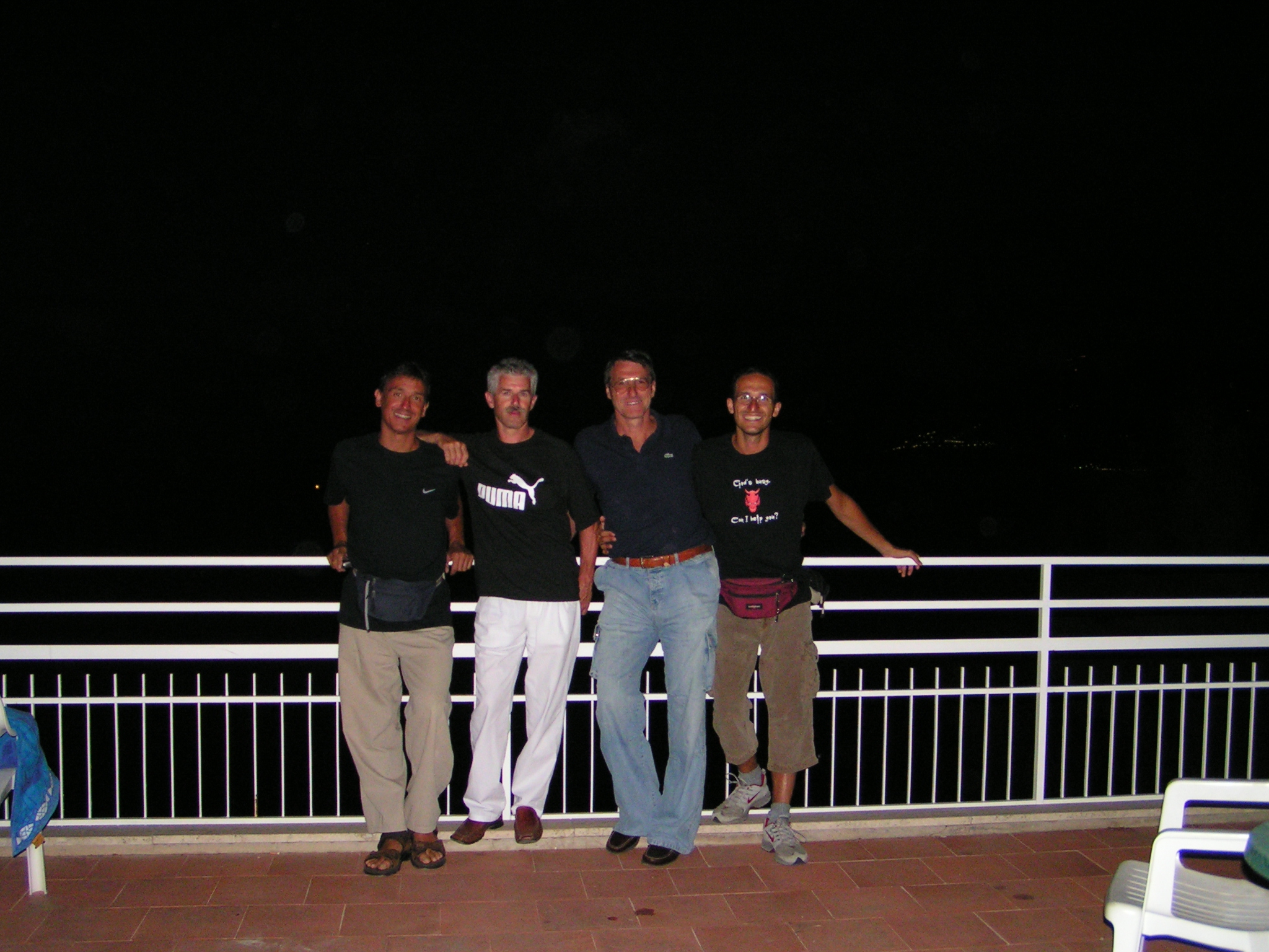 https://www.baialupo.com/gallery/2004-08-cefalu/2004_08_06_20_41_39S.jpg