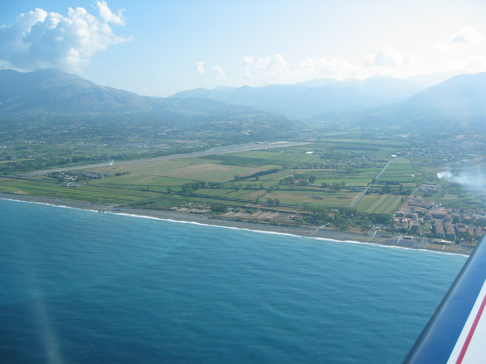 https://www.baialupo.com/gallery/2004-08-cefalu/2004_08_07_09_06_10P.jpg