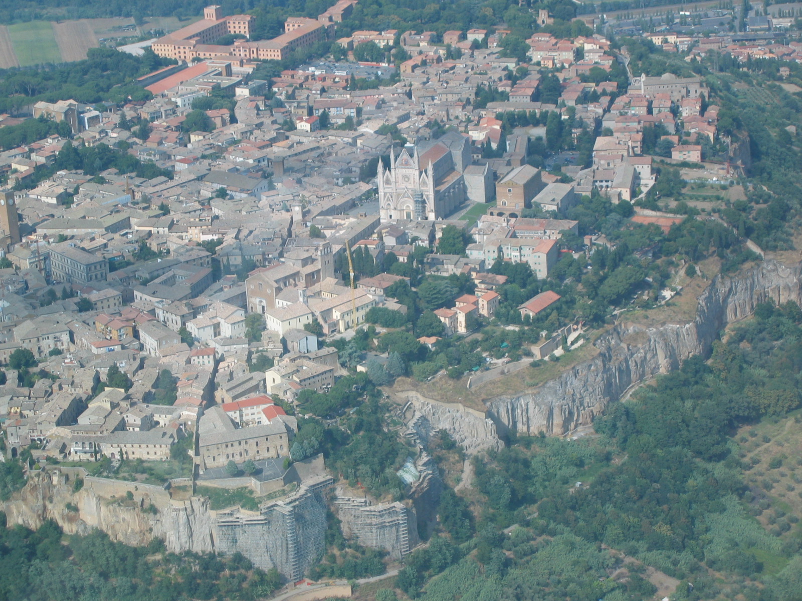 https://www.baialupo.com/gallery/2004-08-cefalu/2004_08_07_16_32_12P.jpg