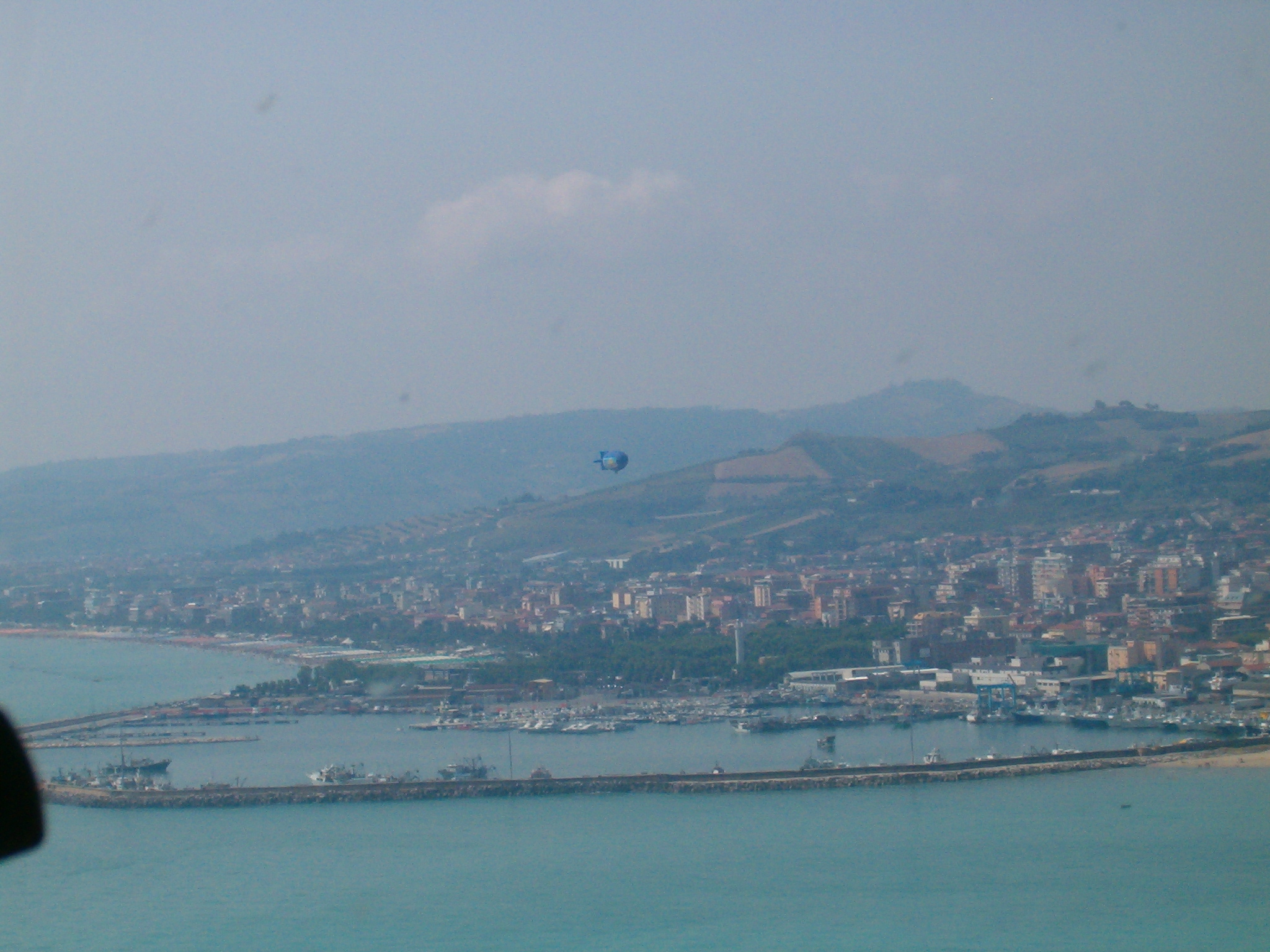 https://www.baialupo.com/gallery/2004-08-zingarata/HPIM0300.jpg