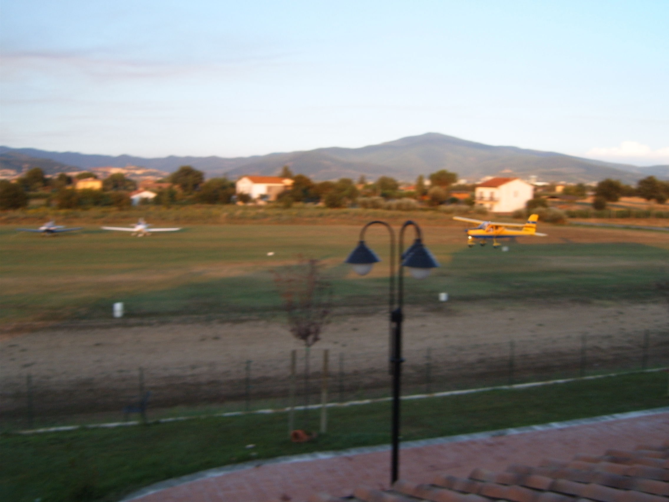 https://www.baialupo.com/gallery/2004-08-zingarata/S4300092.jpg