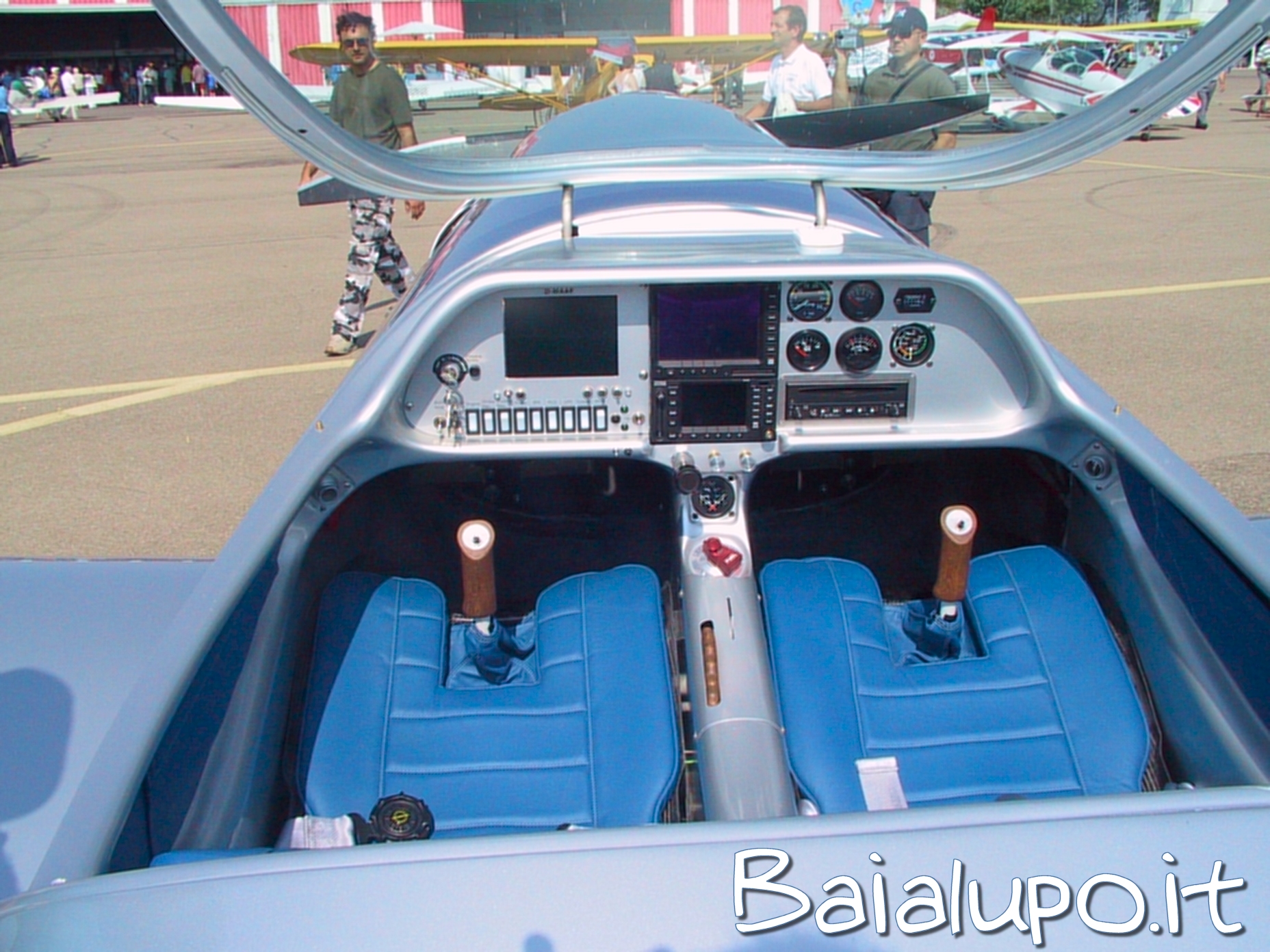 https://www.baialupo.com/gallery/2004-09-carpi/I1791.jpg