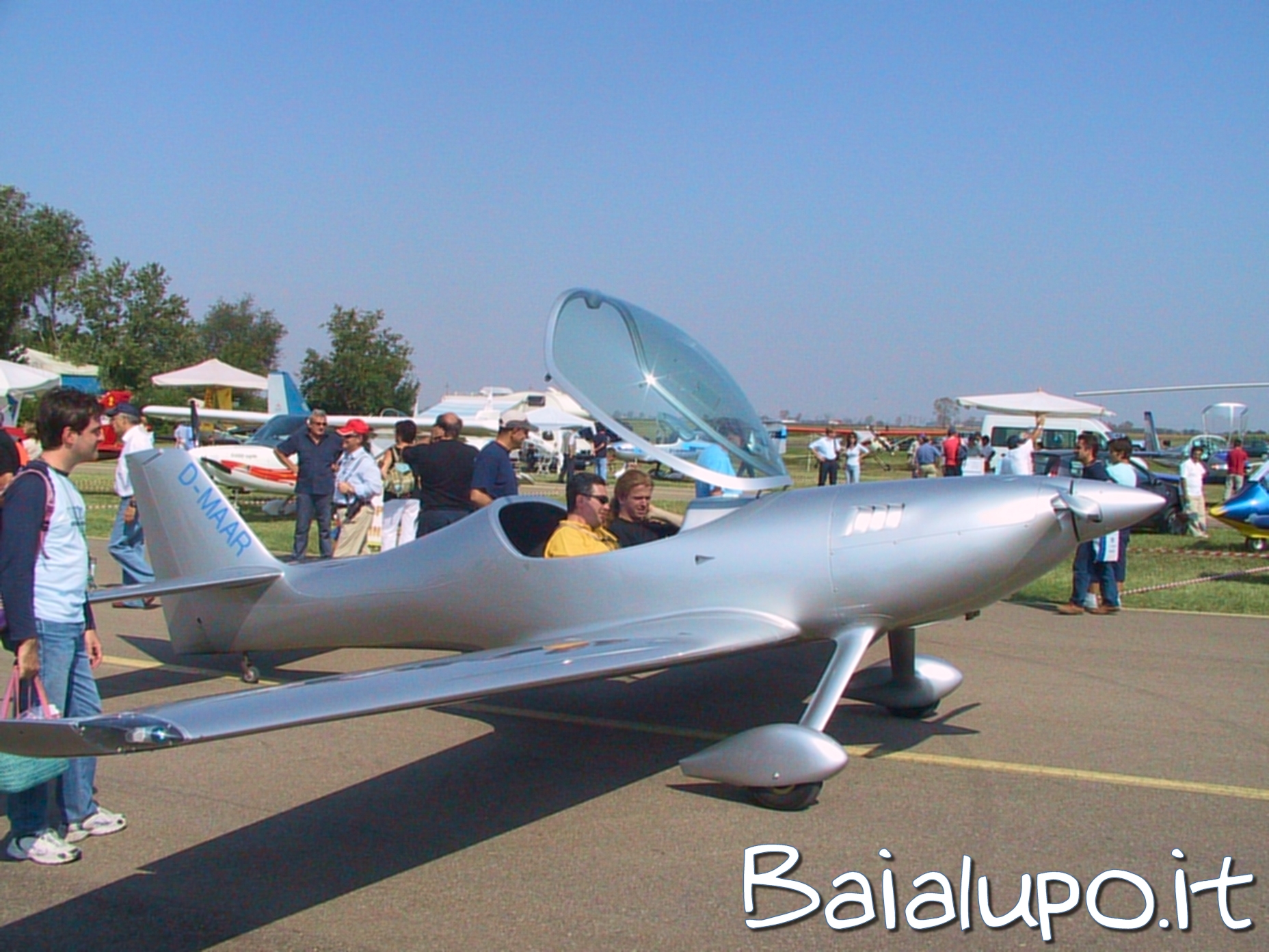 https://www.baialupo.com/gallery/2004-09-carpi/I1802.jpg