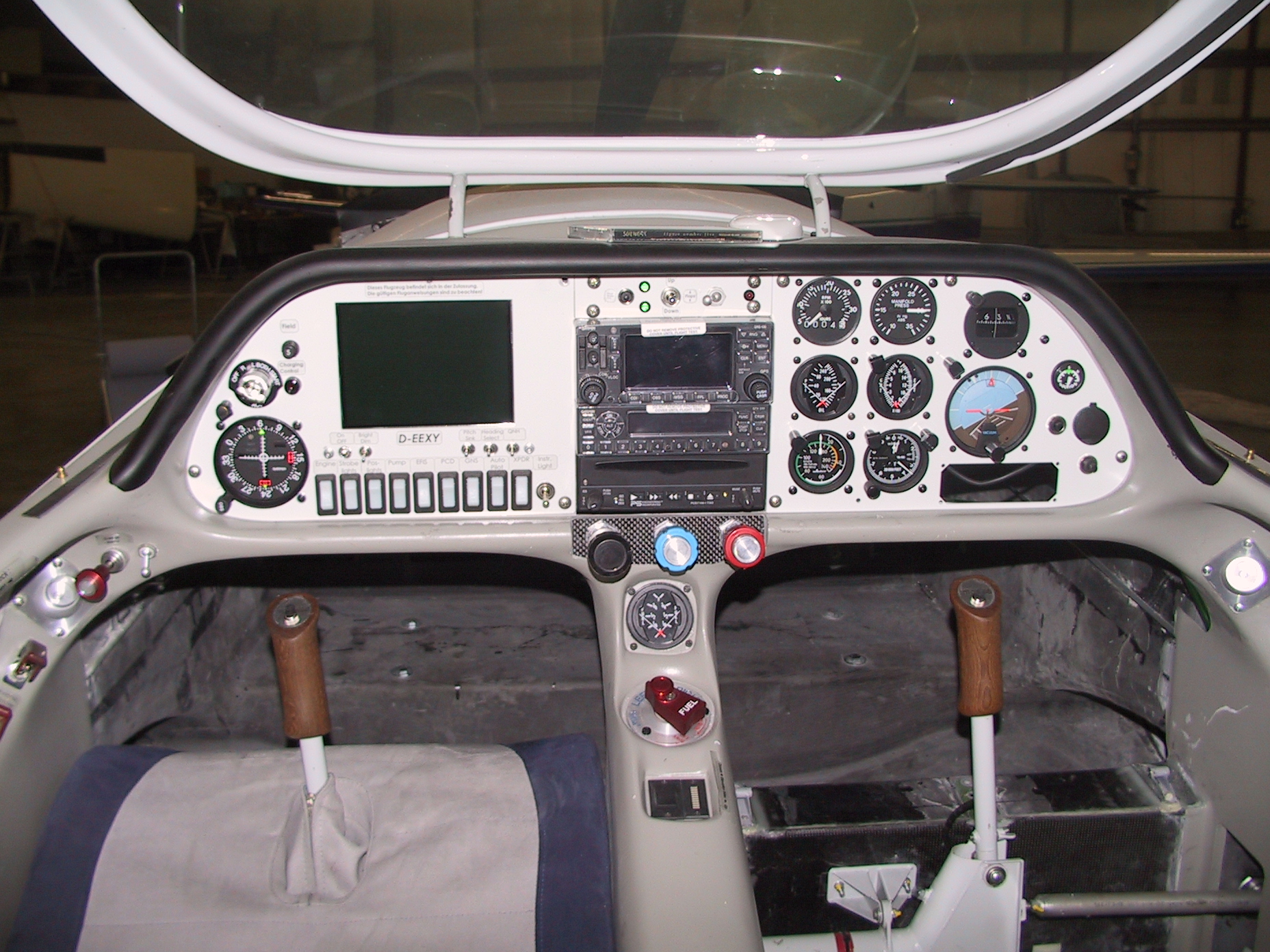 https://www.baialupo.com/gallery/2004-12-skyliner/IMG_2081.jpg