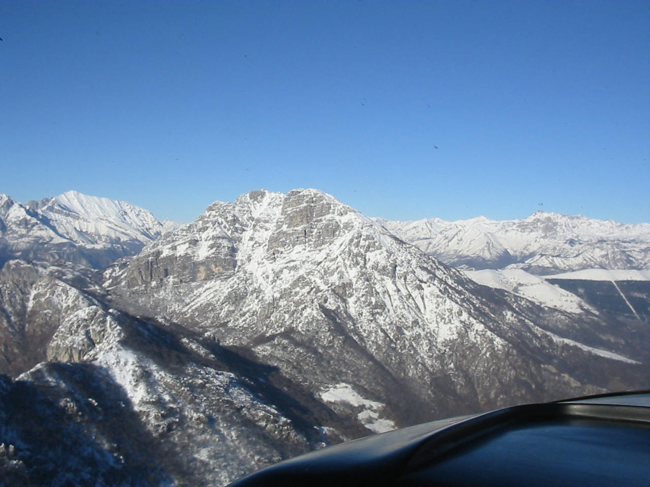 https://www.baialupo.com/gallery/2005-01-tonale/IMG_0004.jpg