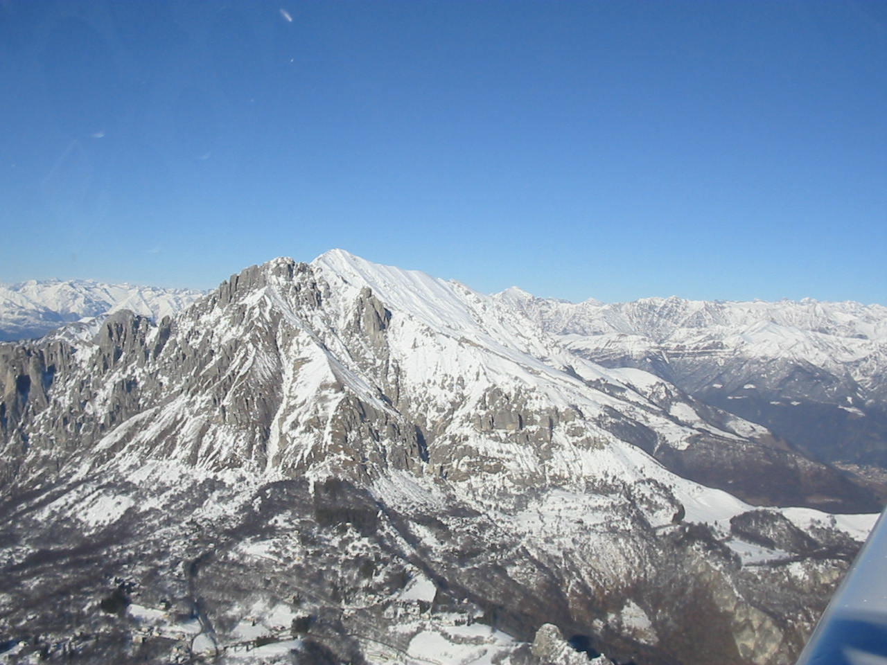https://www.baialupo.com/gallery/2005-01-tonale/IMG_0021.jpg