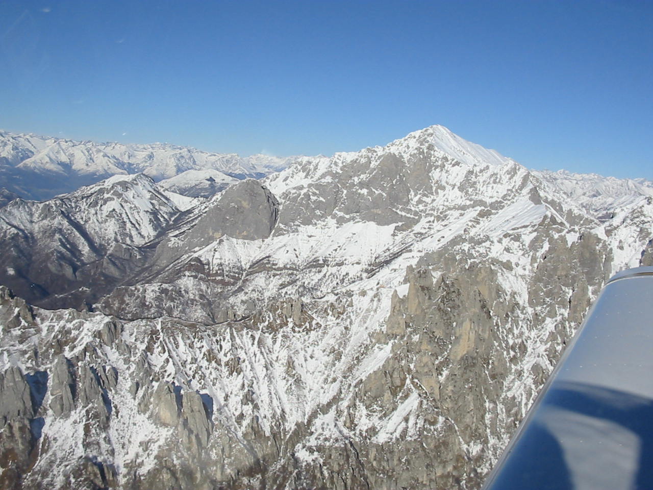 https://www.baialupo.com/gallery/2005-01-tonale/IMG_0024.jpg
