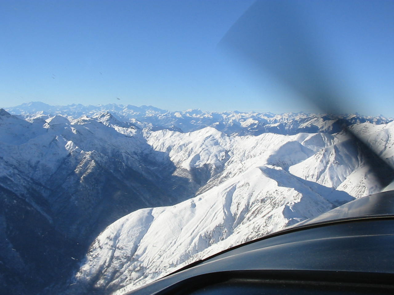 https://www.baialupo.com/gallery/2005-01-tonale/IMG_0032.jpg