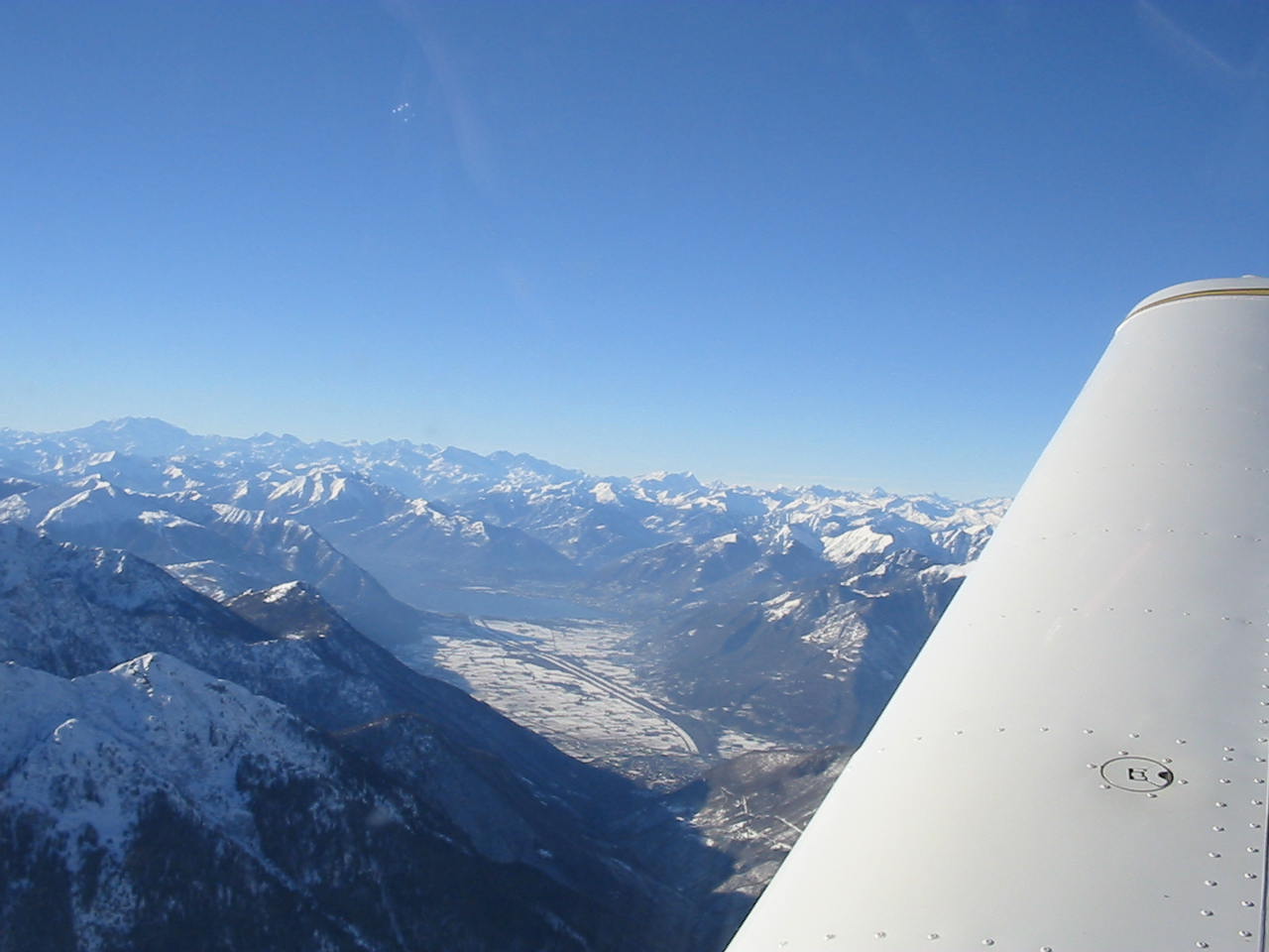https://www.baialupo.com/gallery/2005-01-tonale/IMG_0038.jpg