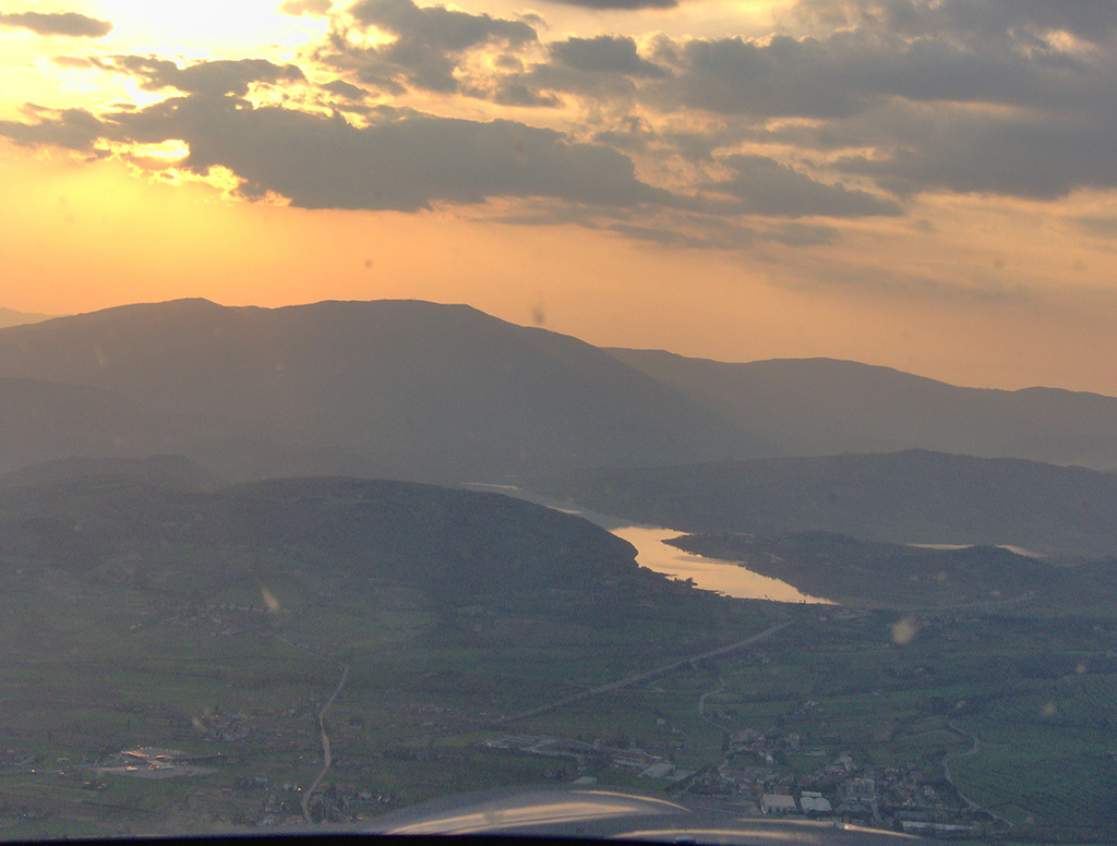 https://www.baialupo.com/gallery/2006-04-castiglione/pao00220.jpg