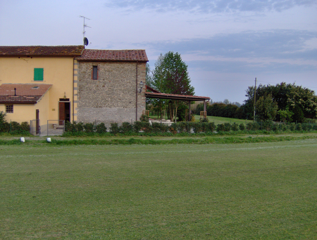 https://www.baialupo.com/gallery/2006-04-castiglione/pao00231.jpg