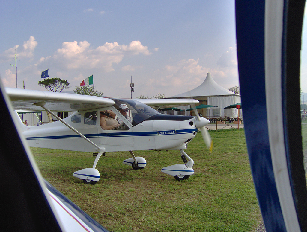 https://www.baialupo.com/gallery/2006-04-castiglione/pao00242.jpg