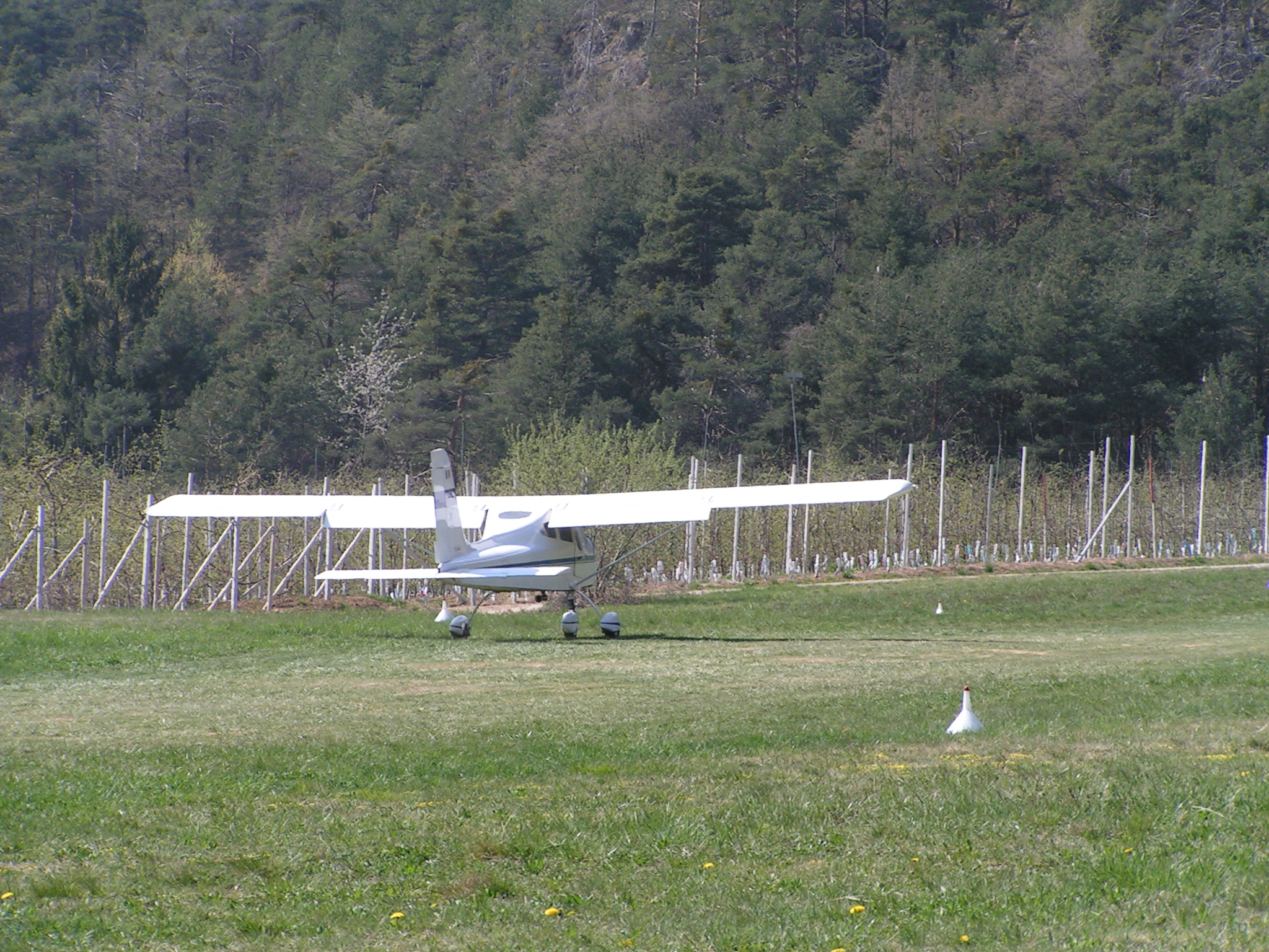 https://www.baialupo.com/gallery/2007-04-termon/Flavon_Aprile_07_008.jpg