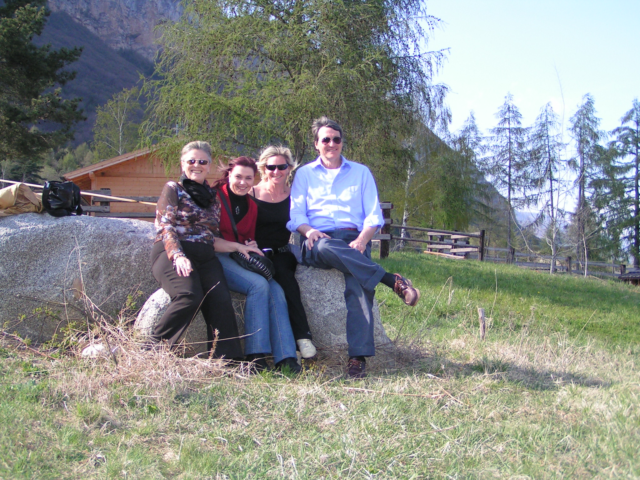 https://www.baialupo.com/gallery/2007-04-termon/Flavon_Aprile_07_044.jpg