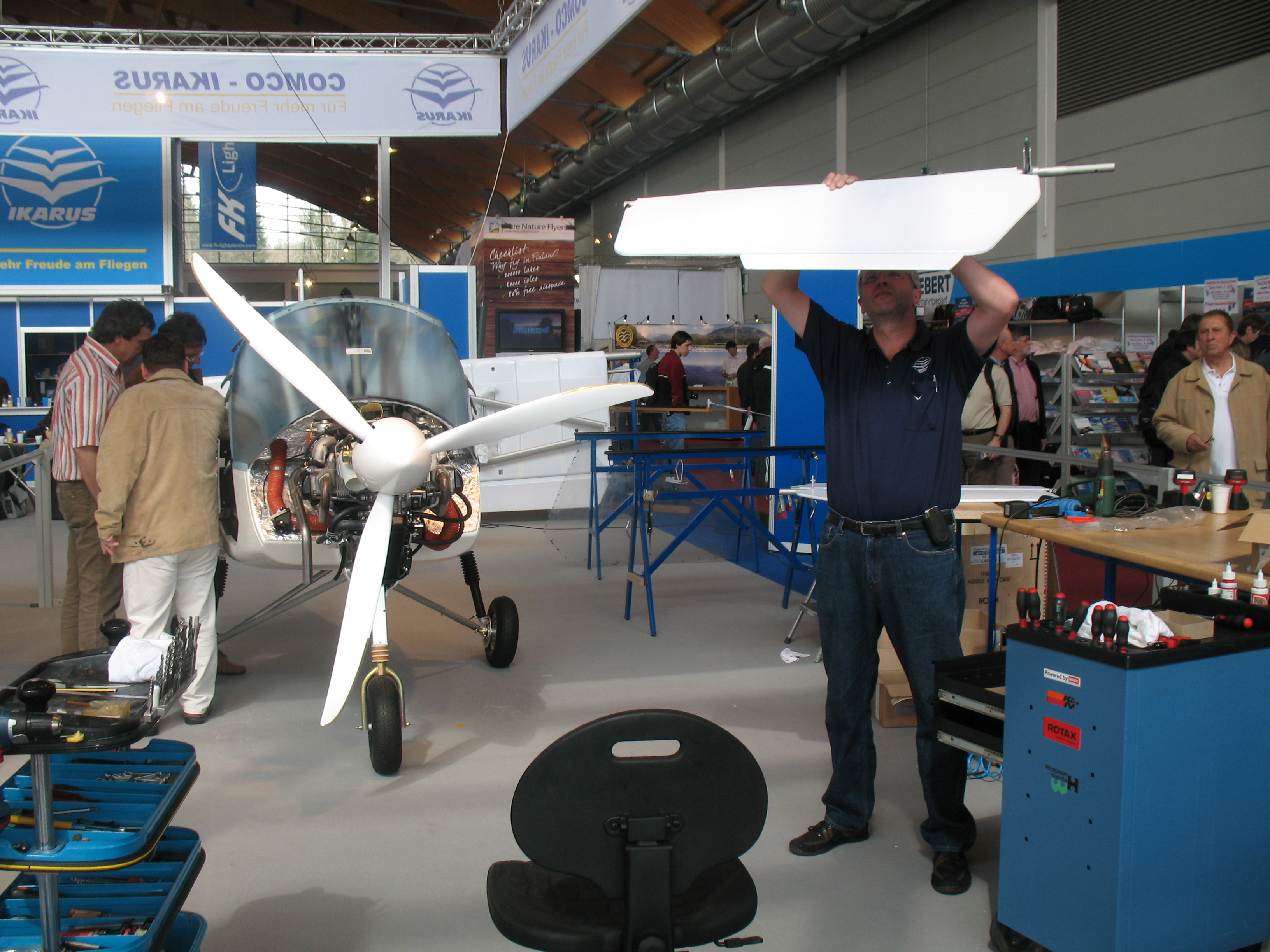 https://www.baialupo.com/gallery/2009-04-friedrichshafen/IMG_3170.jpg