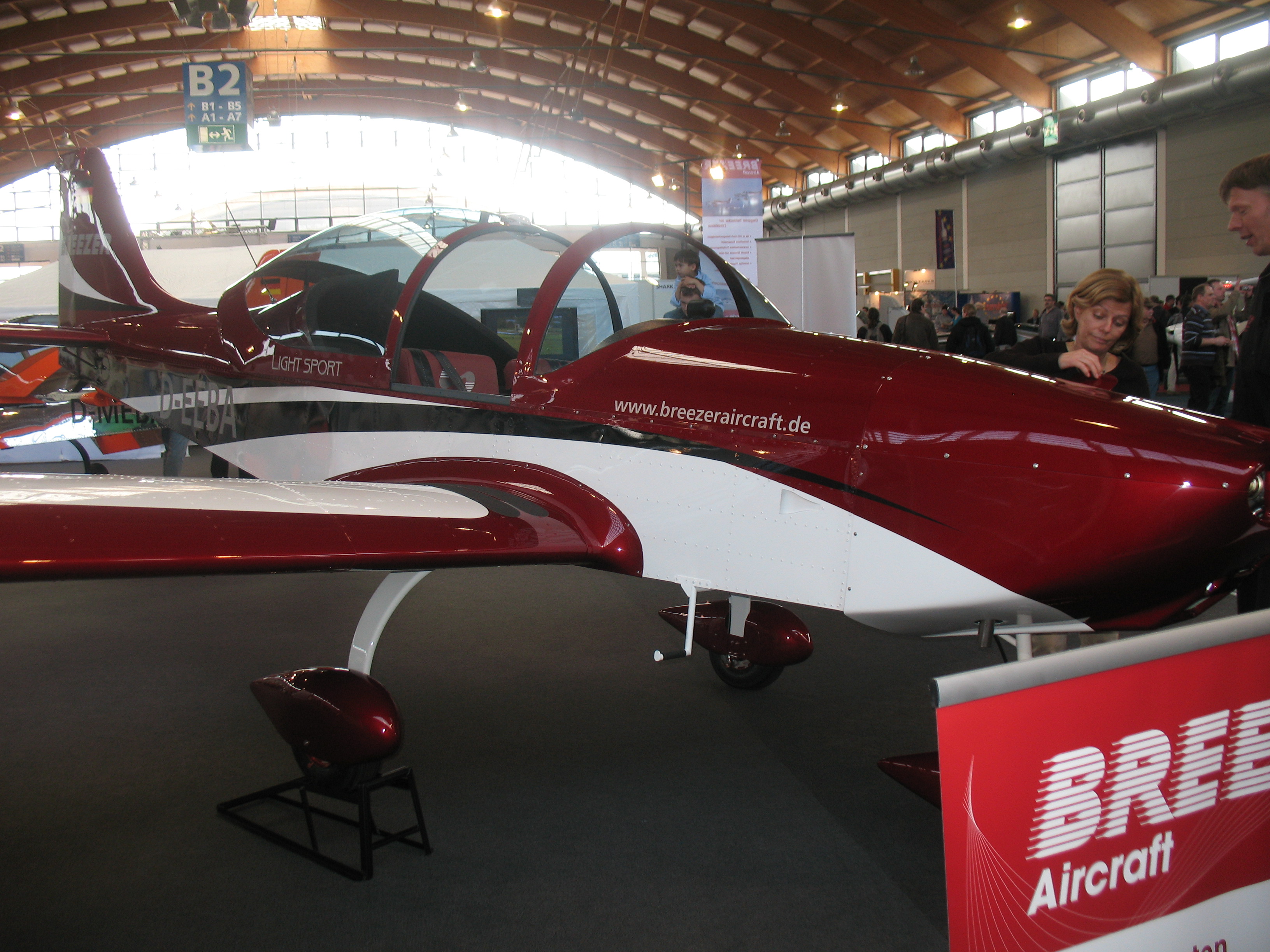 https://www.baialupo.com/gallery/2009-04-friedrichshafen/IMG_3195.jpg