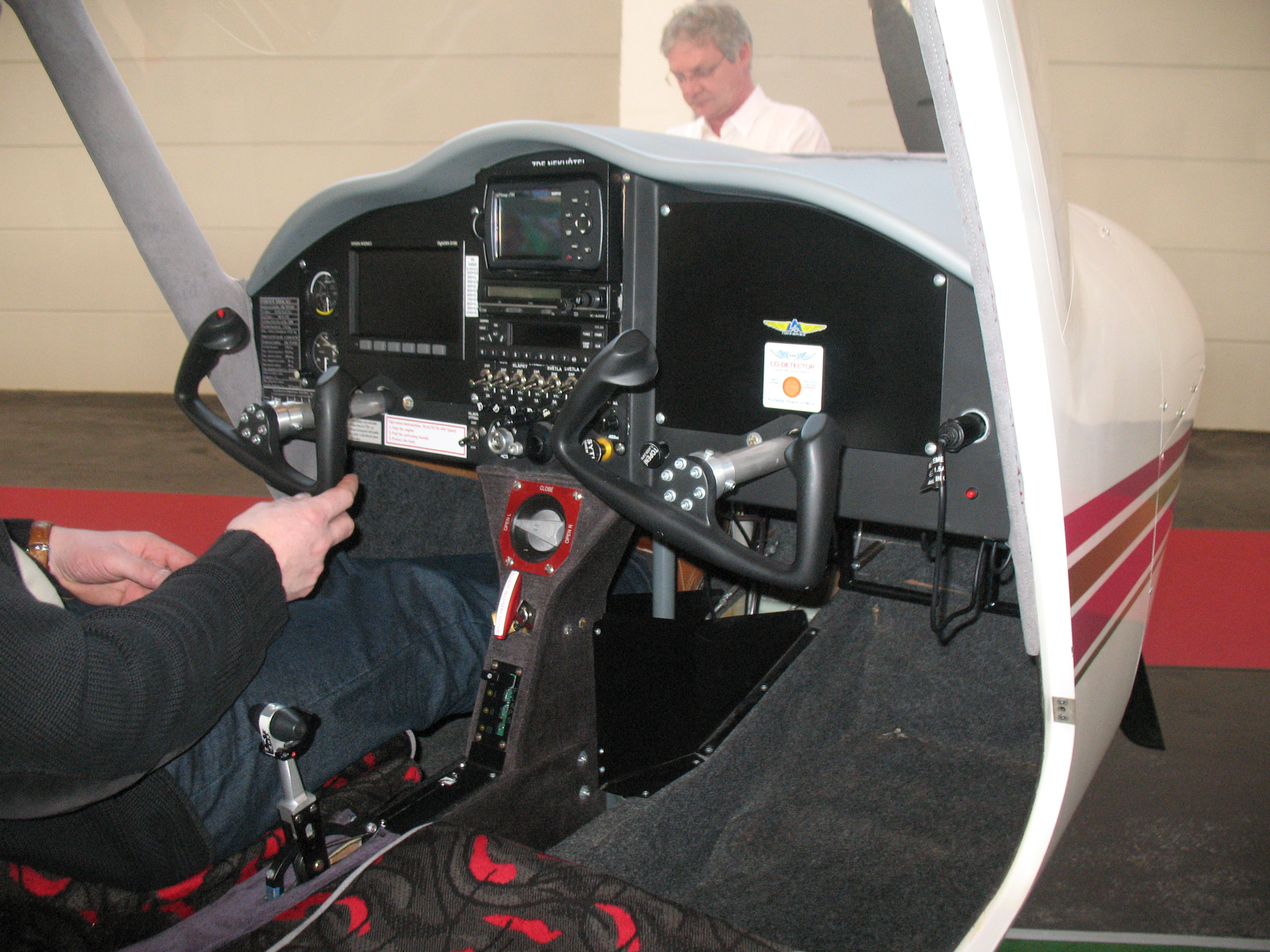 https://www.baialupo.com/gallery/2009-04-friedrichshafen/IMG_3197.jpg