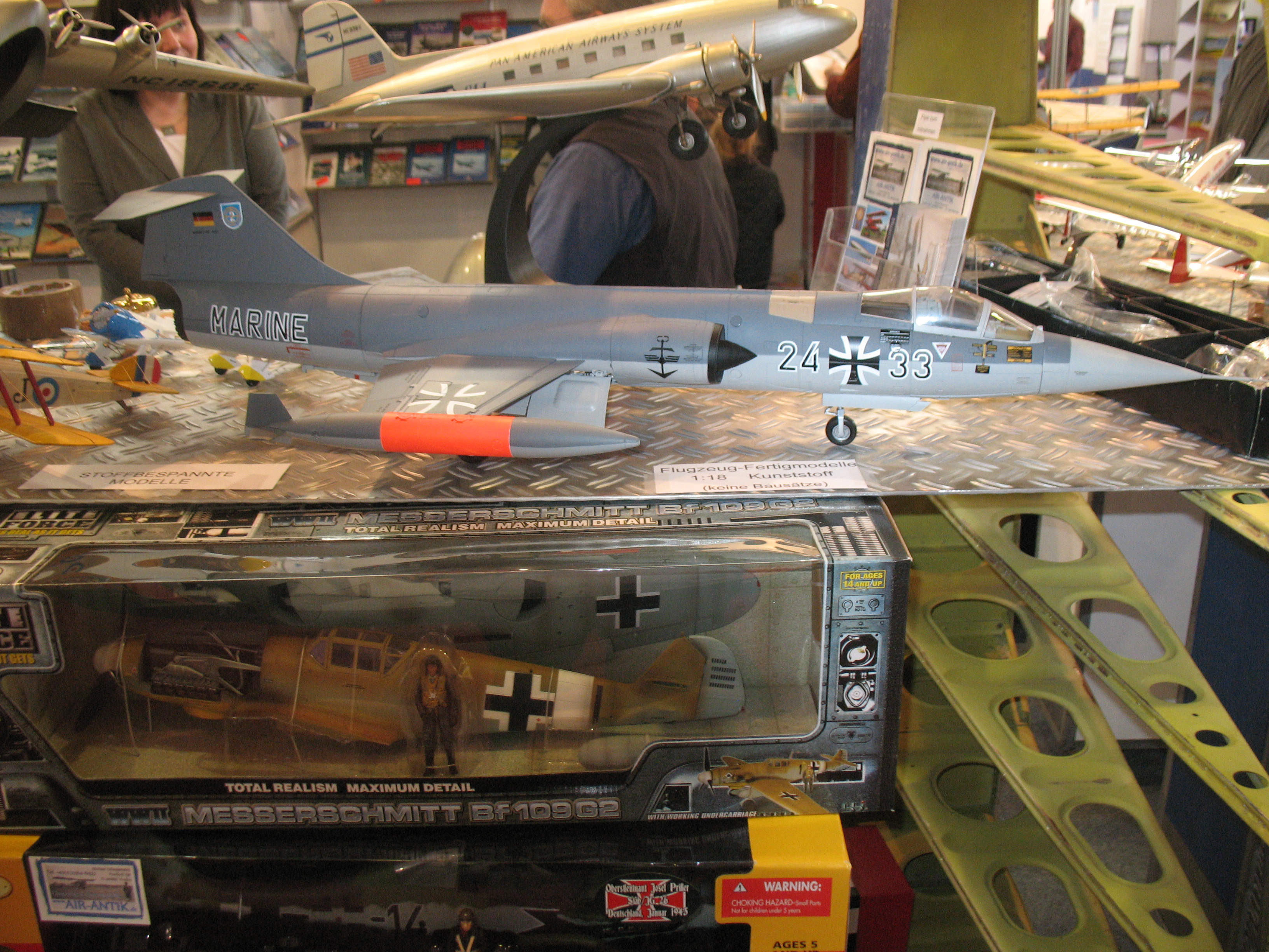https://www.baialupo.com/gallery/2009-04-friedrichshafen/IMG_3229.jpg