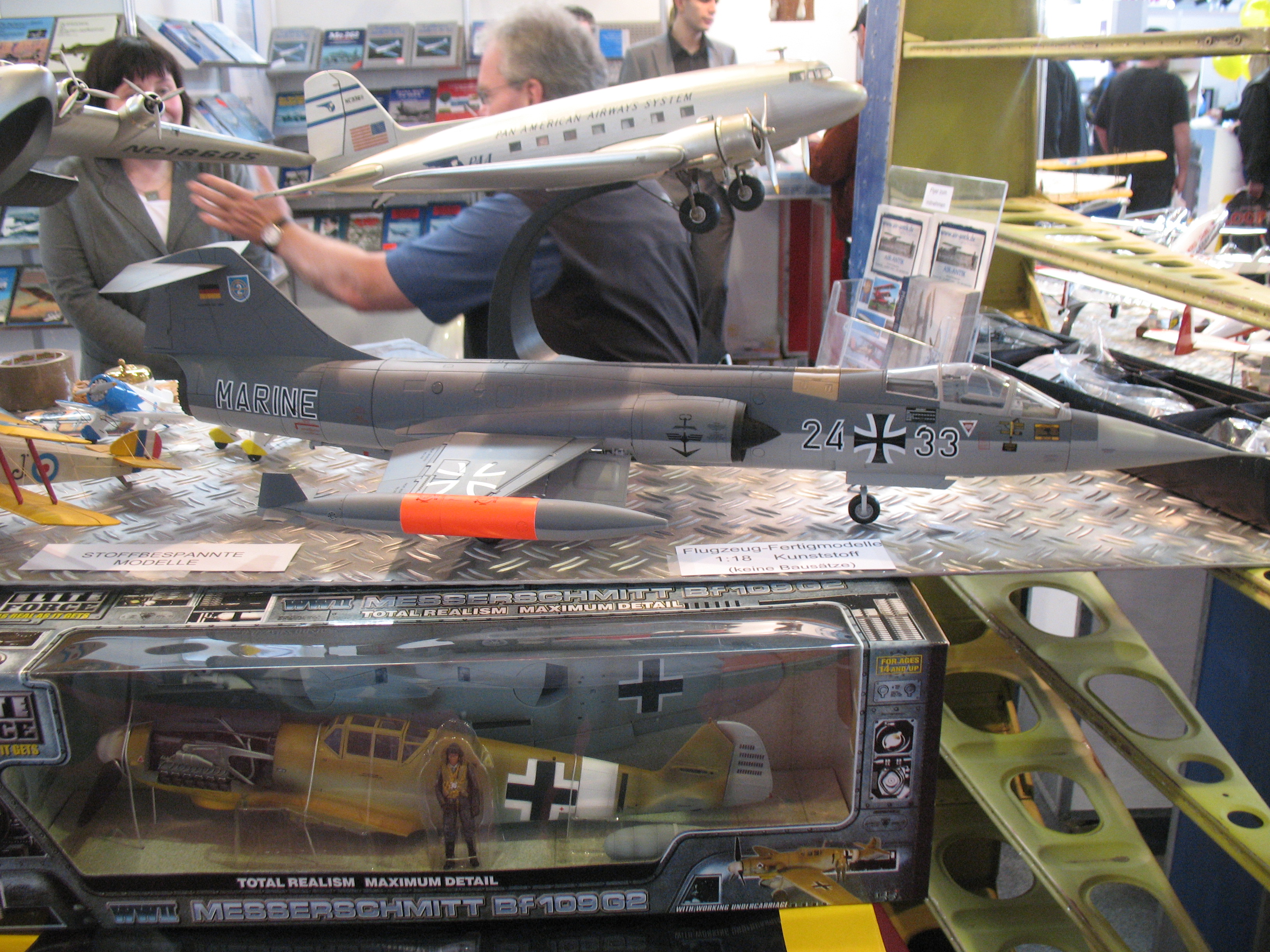 https://www.baialupo.com/gallery/2009-04-friedrichshafen/IMG_3230.jpg