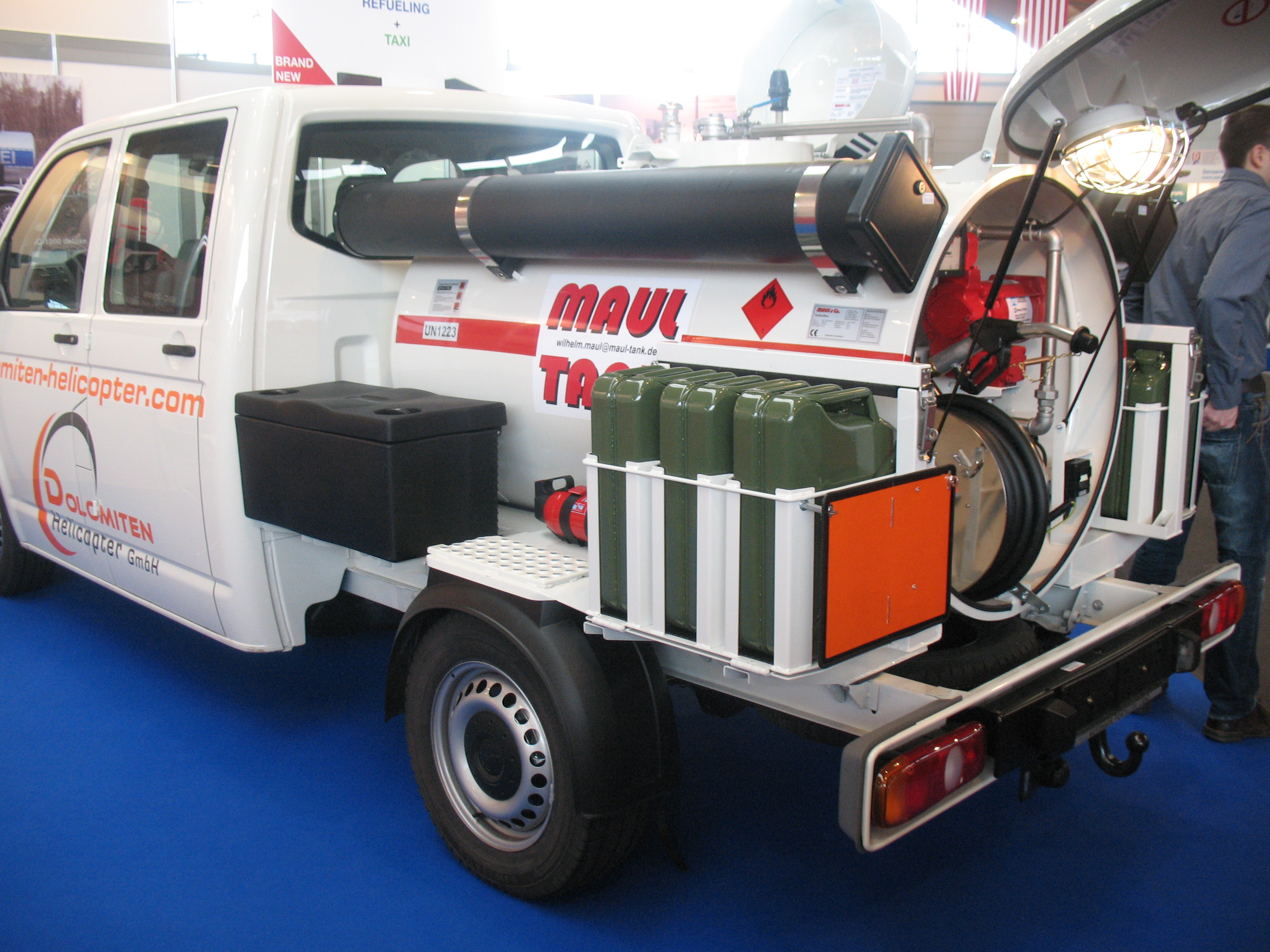 https://www.baialupo.com/gallery/2009-04-friedrichshafen/IMG_3234.jpg