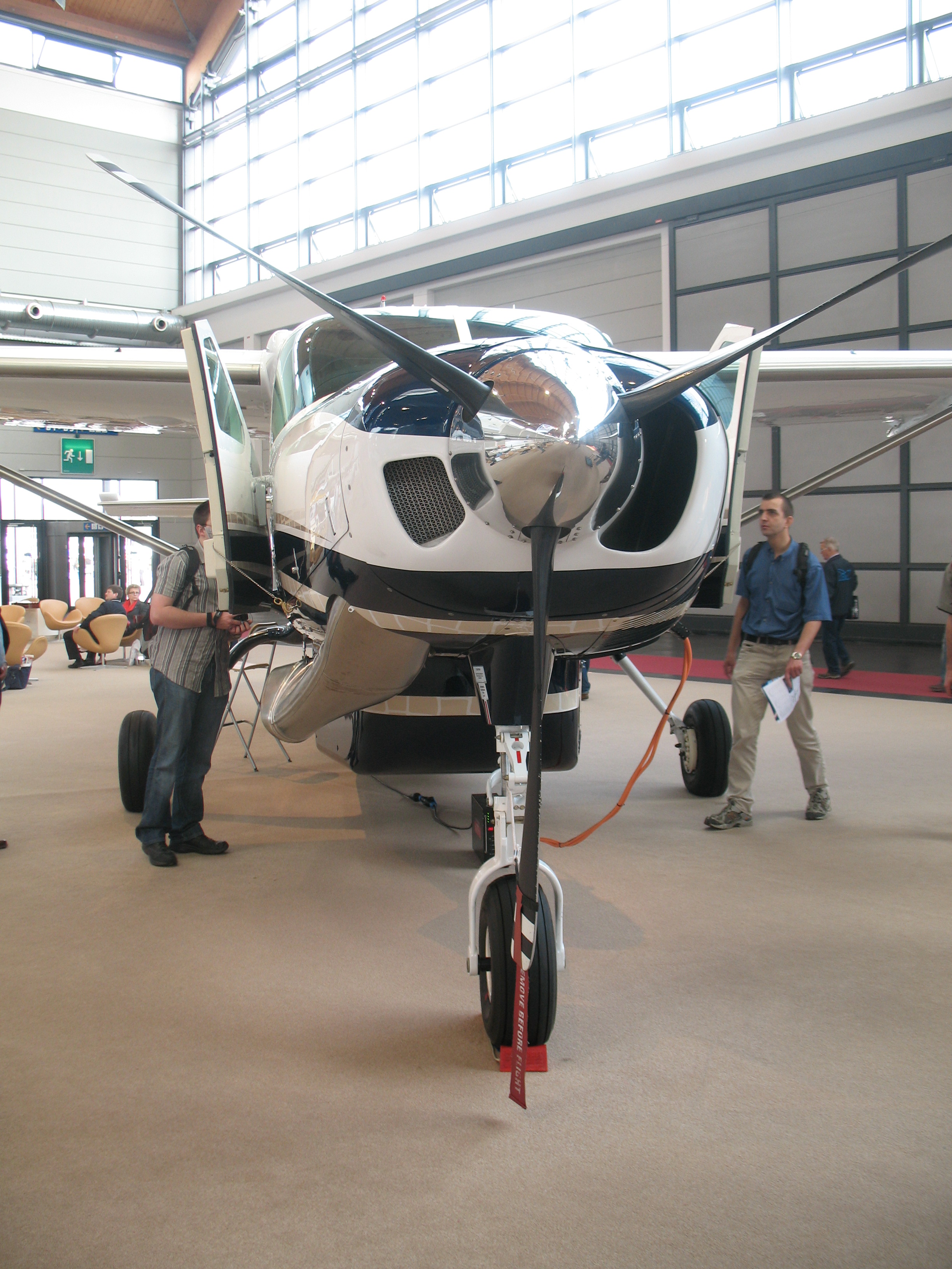 https://www.baialupo.com/gallery/2009-04-friedrichshafen/IMG_3240.jpg